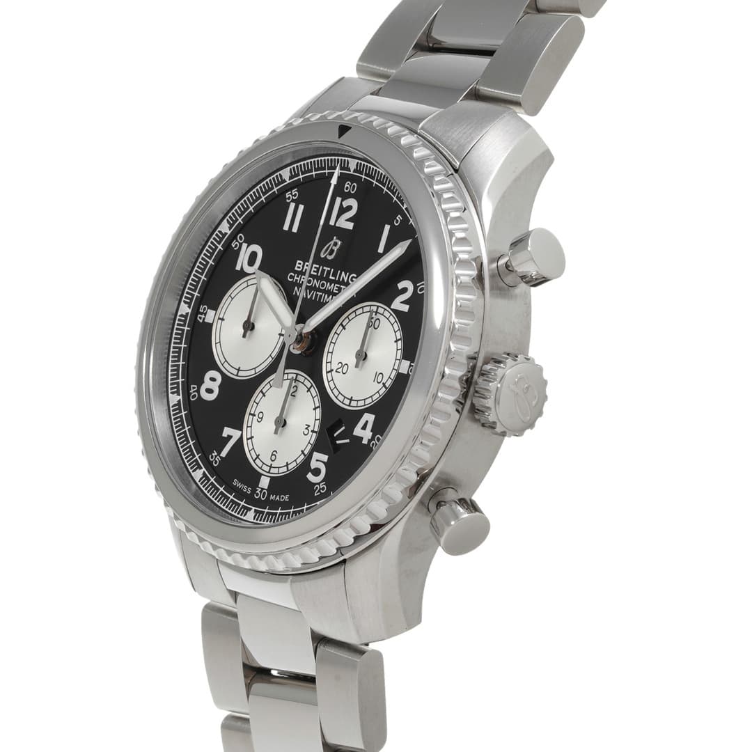 Breitling Navitimer 8 B01 Chronographe — 2