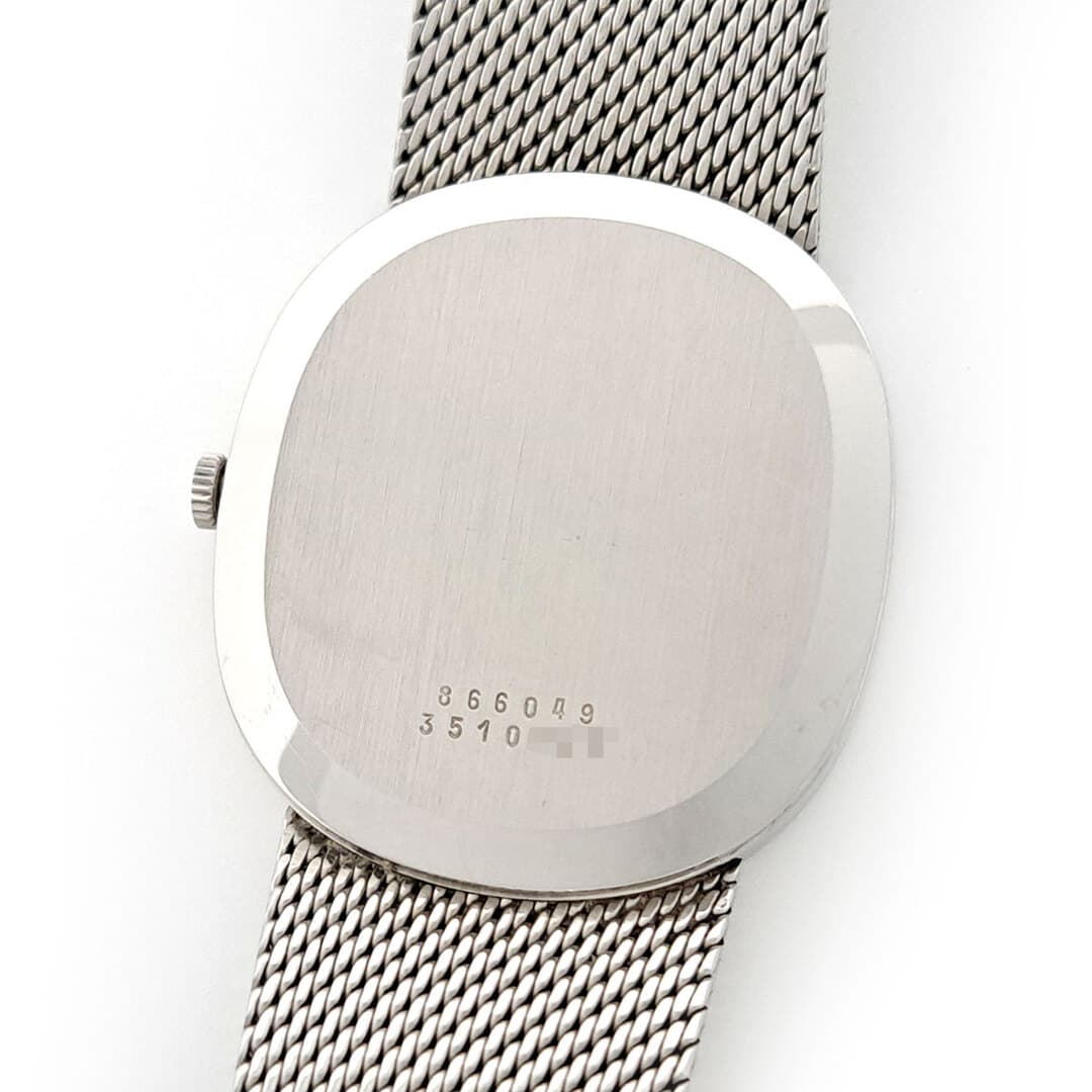 UNIVERSAL GENEVE White Shadow Ellipse — 5