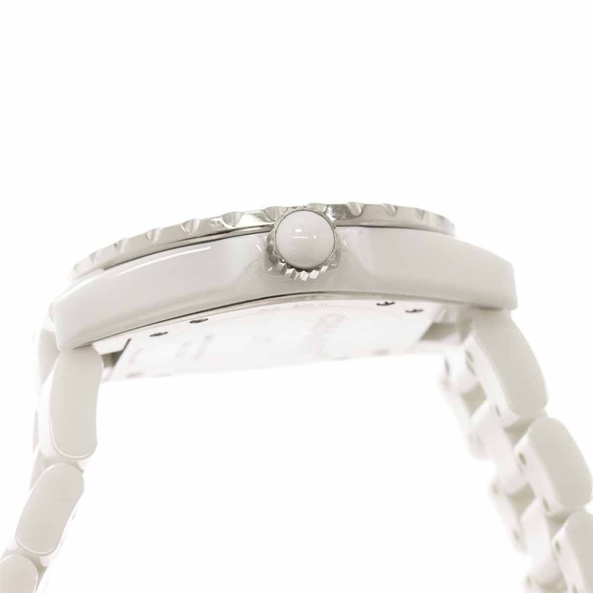 Chanel J12 — 4
