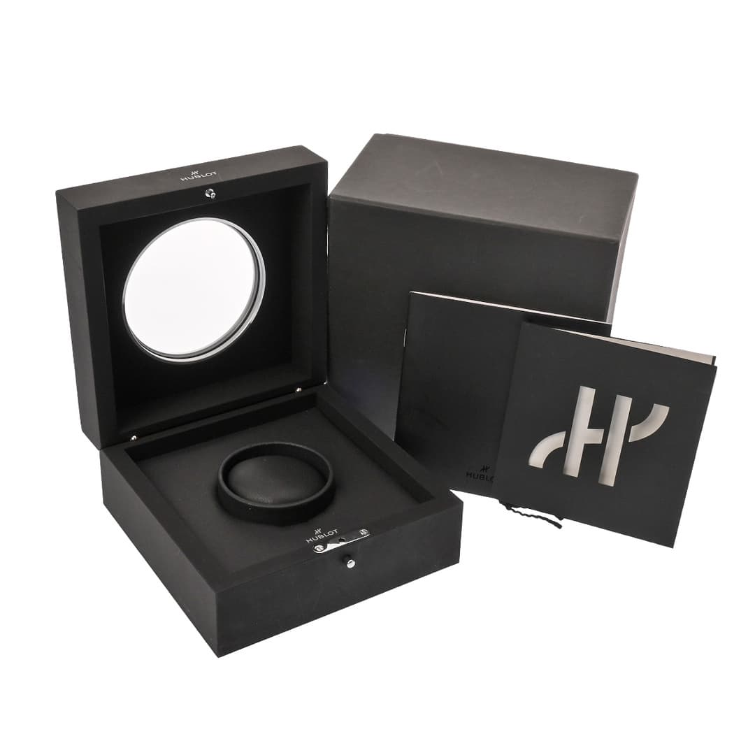 Hublot Big Bang Unico Carbon White — 5