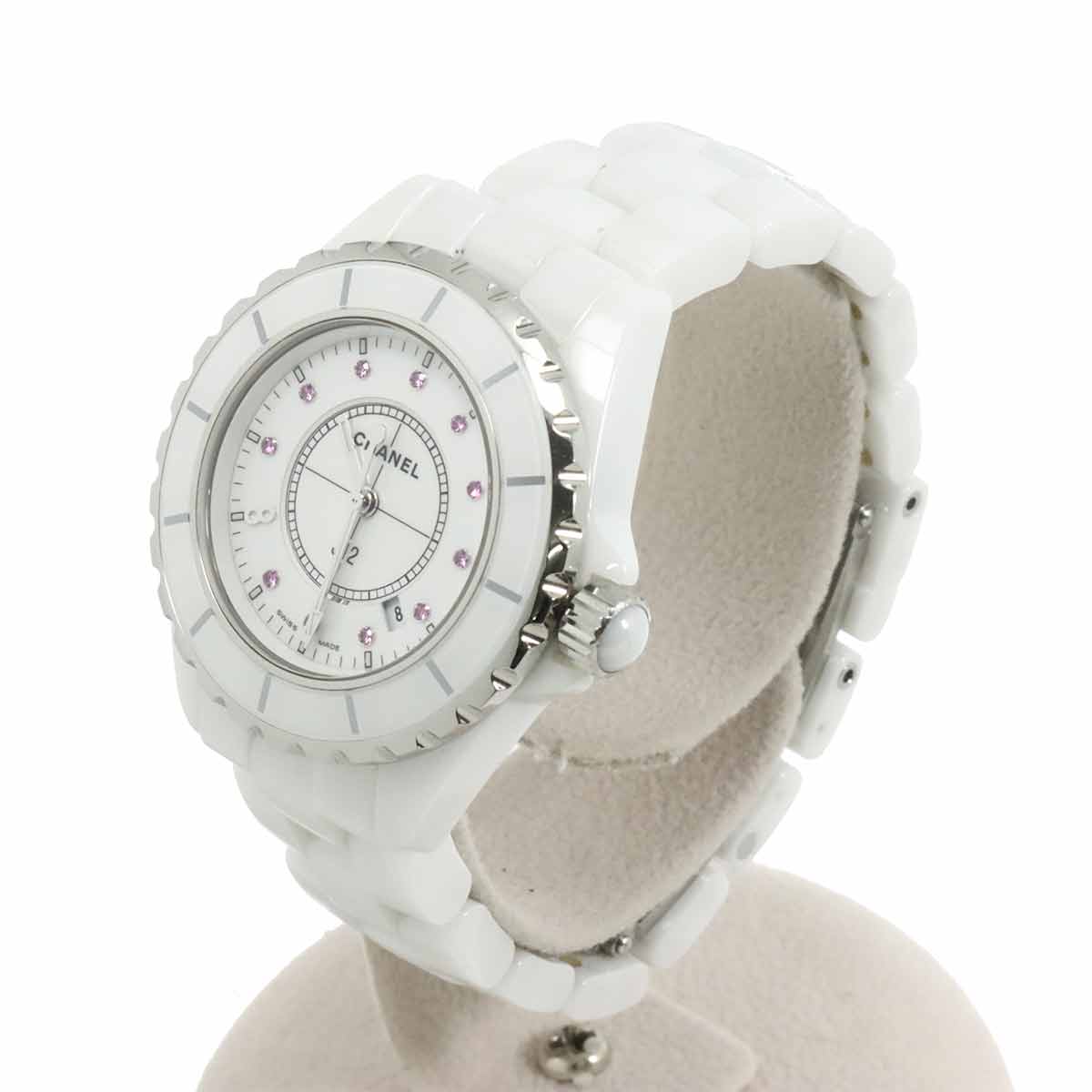 Chanel J12 — 2