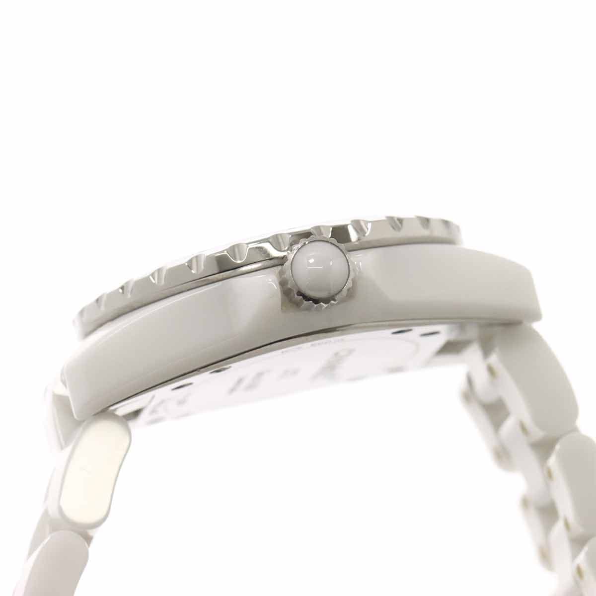 Chanel J12 — 4
