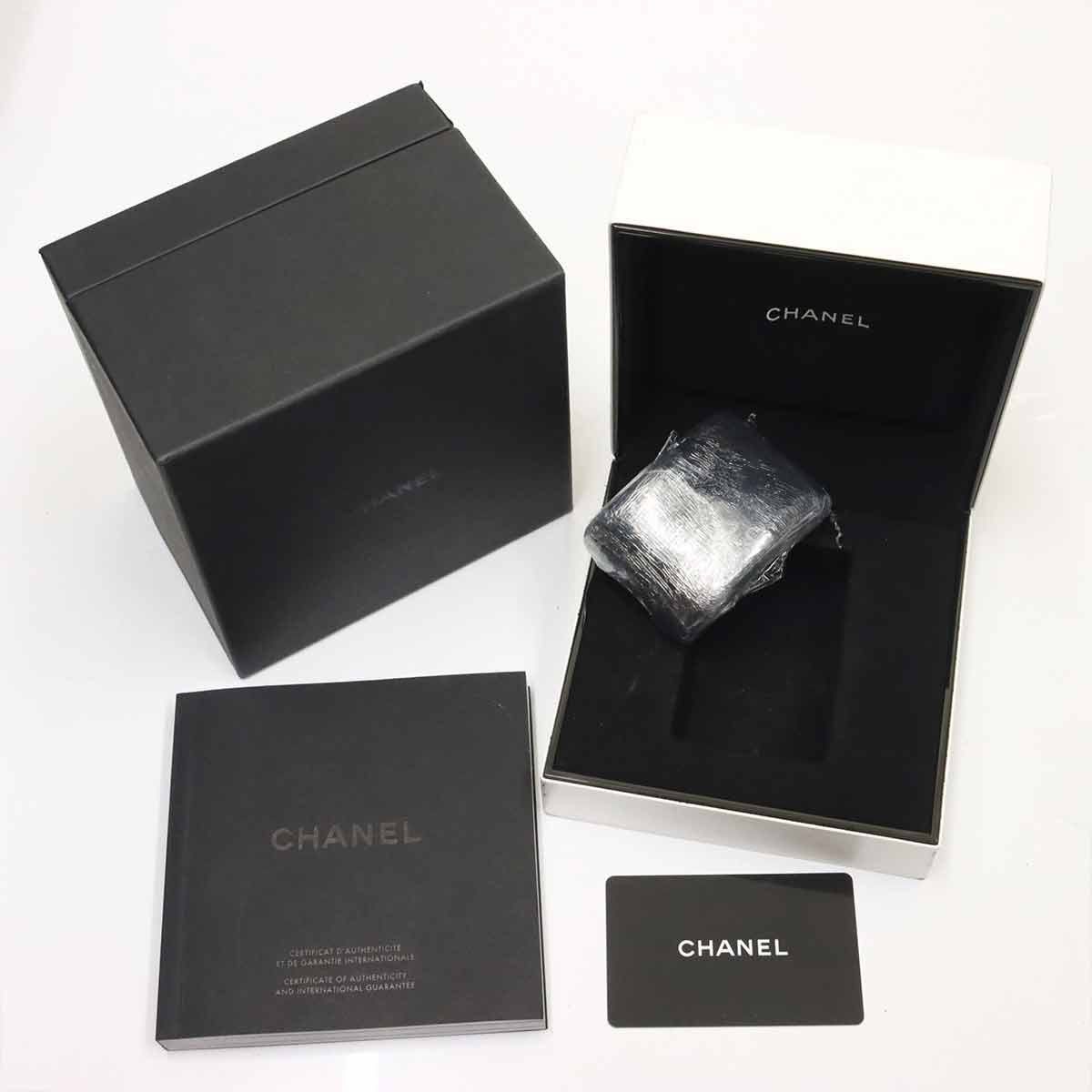 Chanel J12 Édition Noir 38mm H6347 — 2