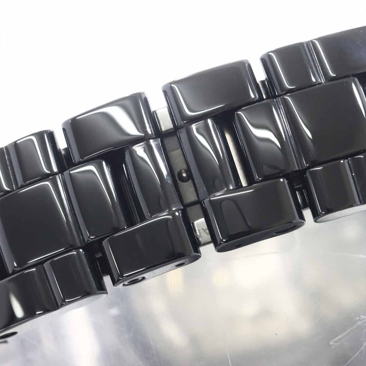 Chanel J12 Édition Noir 38mm H6347 — 6