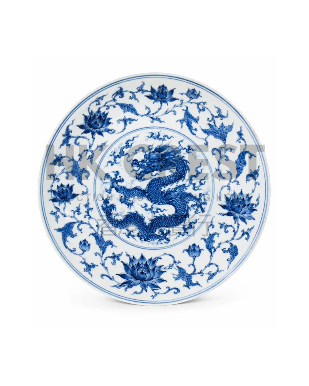 CHINESE BLUE AND WHITE DISH