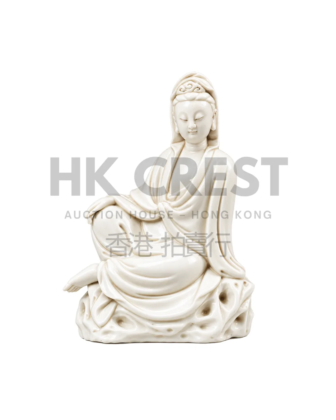 CHINESE DEHUA BLANC-DE-CHINE FIGURE OF GUANYIN, LATE MING