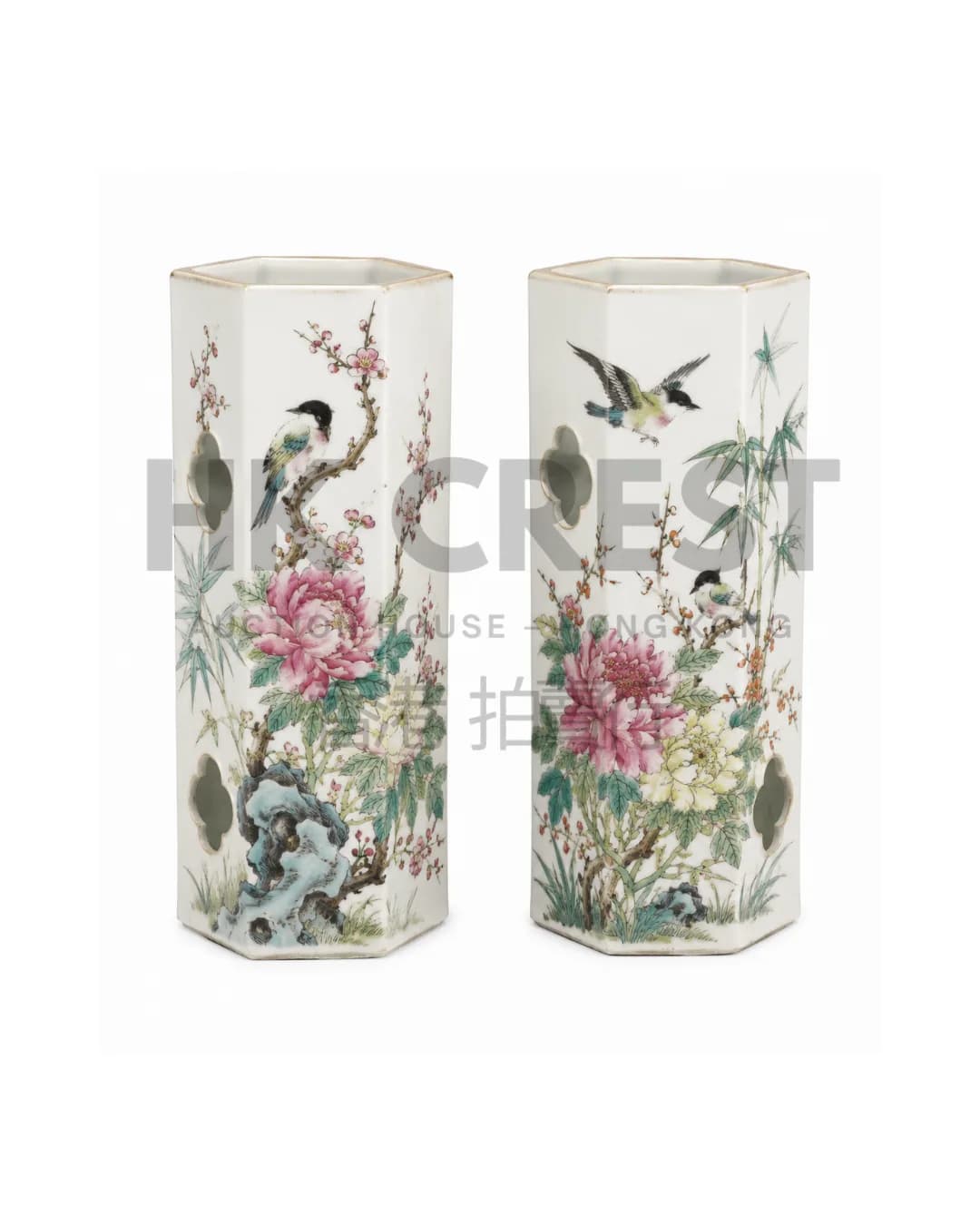 CHINESE FAMILLE ROSE PORCELAIN PAIR OF HAT STANDS