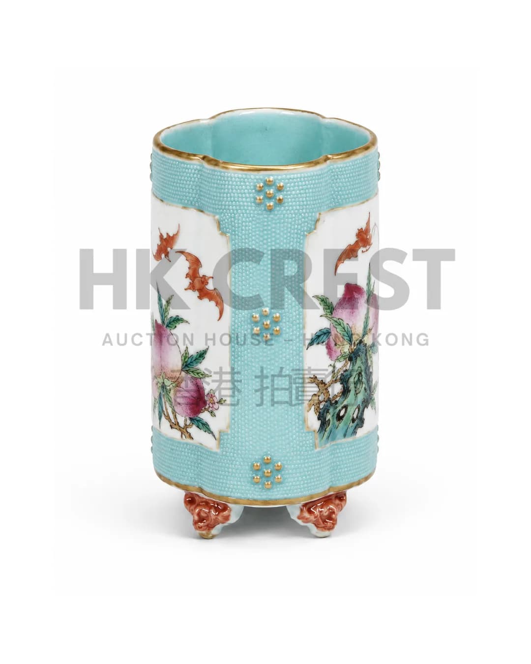 CHINESE FAMILLE ROSE PORCELAIN QUADRANGULAR BRUSH POT OR JARDINIÈRE ON FOUR FEET