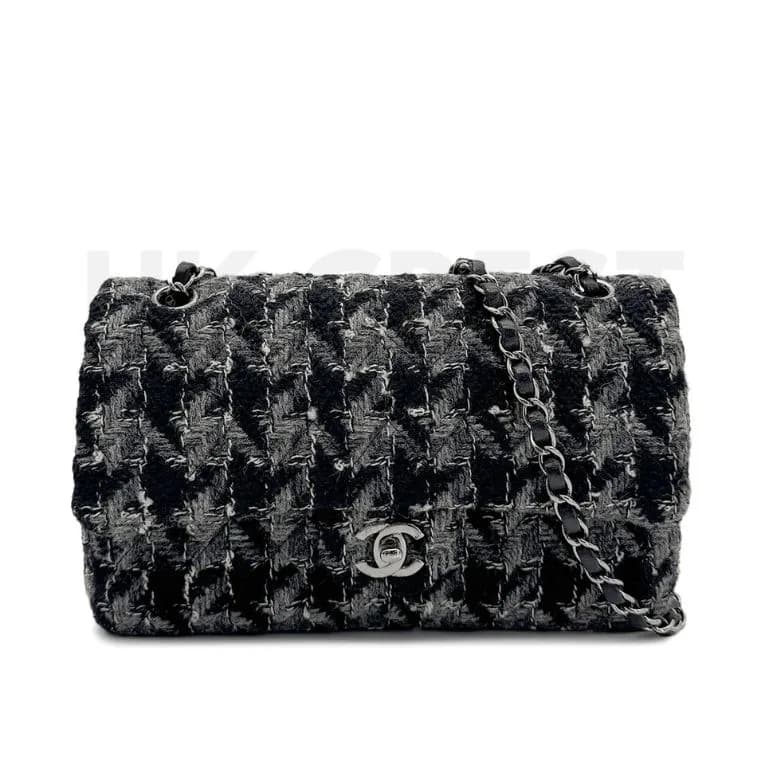 Chanel Matelassé Chain Shoulder Bag